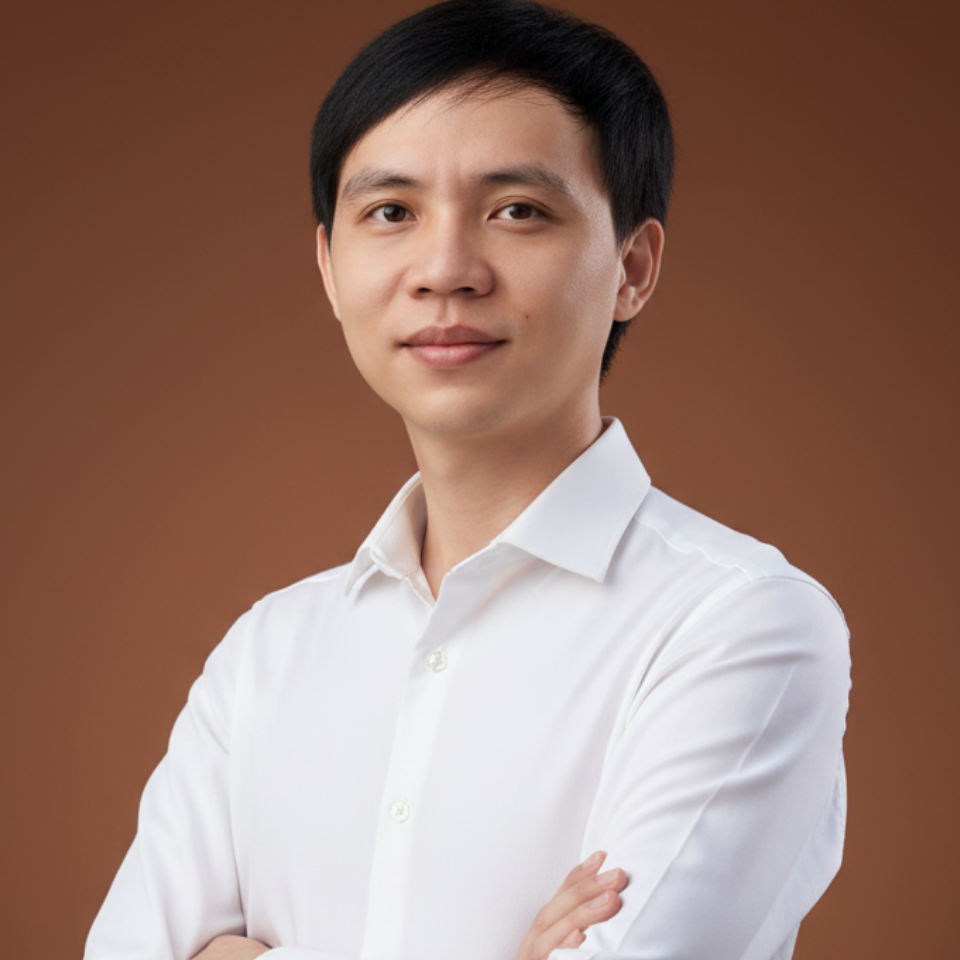 Chuyên viên tư vấn - VIETNAM NATIONAL LAW